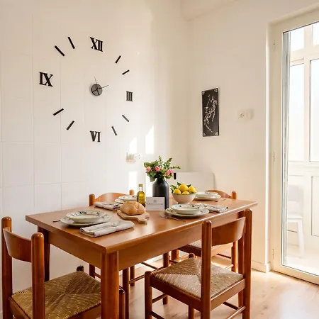 Bari Home